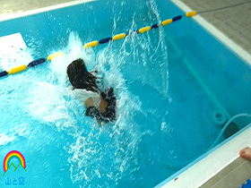 競泳水着Ｊ系鬼畜集団水責めレ×プ 有栖舞衣　サンプル画像14